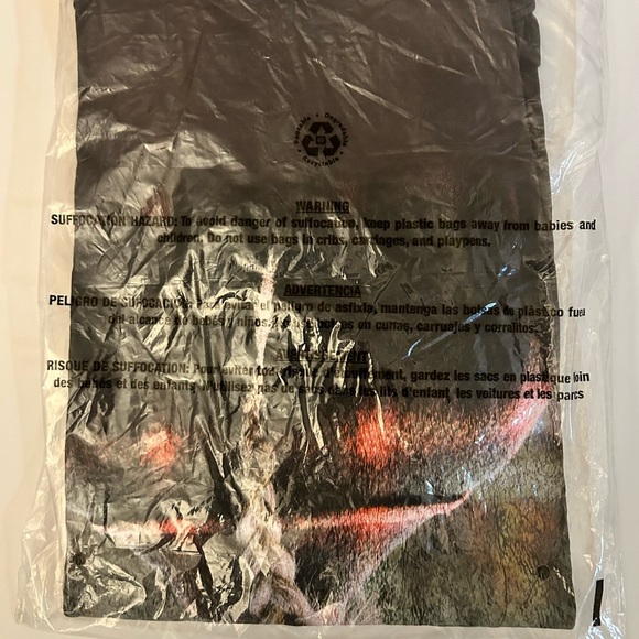 Taylor Swift NEW limited edition Evermore shirt - Picture 4 of 4